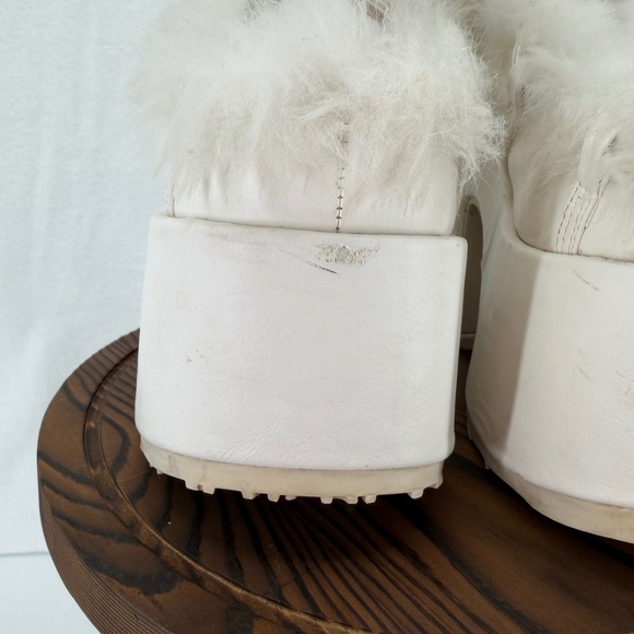 Demonia Camel - 311 Vegan Platform Boots Size 7 White Faux Fur Festival Rave - Picture 8 of 14